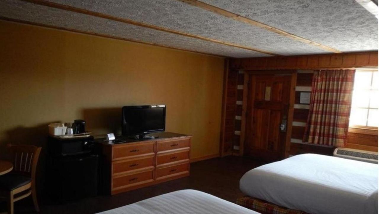Timbers Lodge Pigeon Forge Bagian luar foto