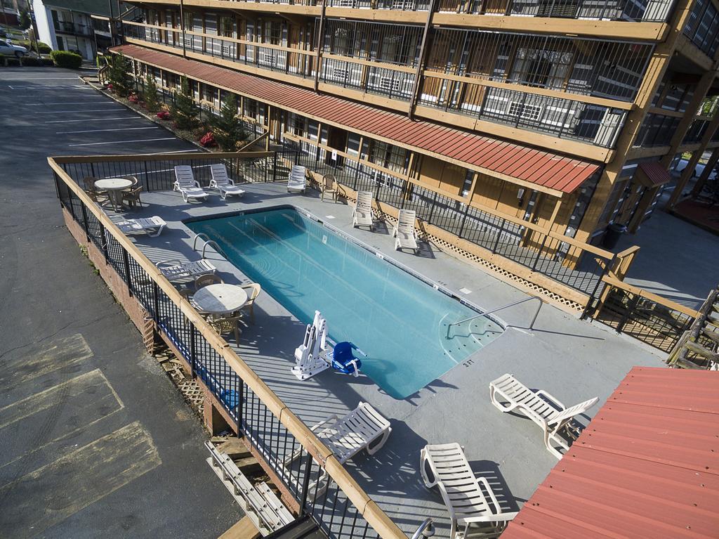 Timbers Lodge Pigeon Forge Bagian luar foto