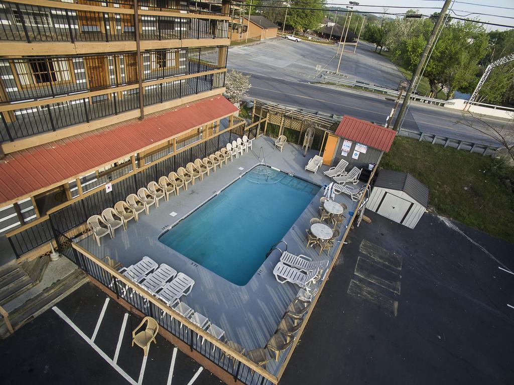 Timbers Lodge Pigeon Forge Bagian luar foto