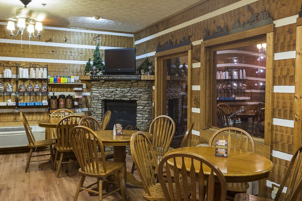Timbers Lodge Pigeon Forge Bagian luar foto
