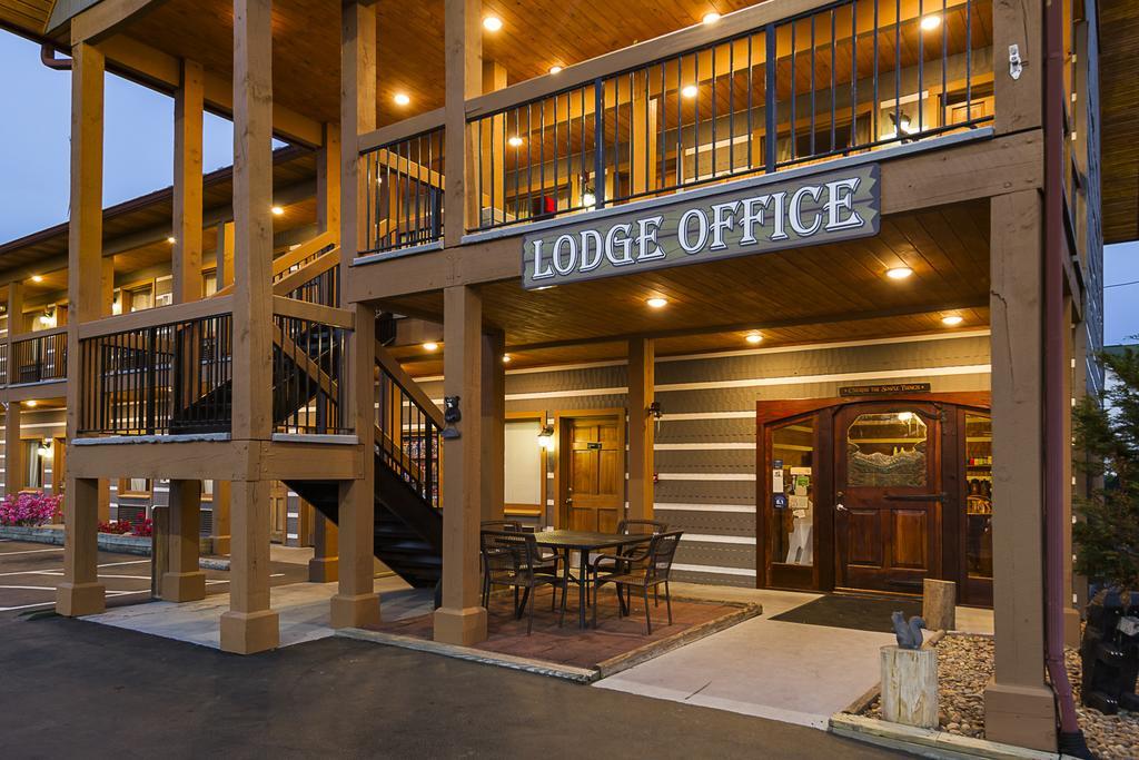 Timbers Lodge Pigeon Forge Bagian luar foto